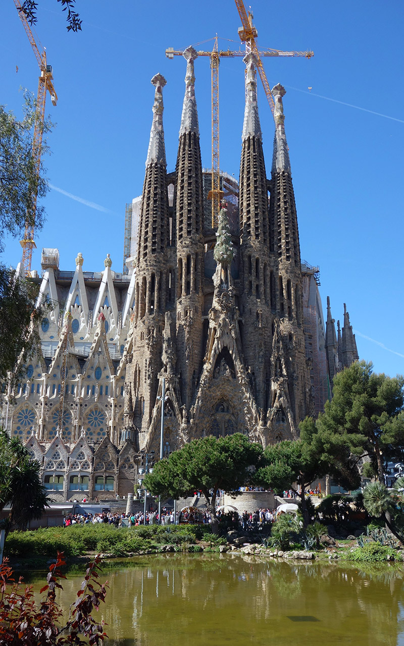 catedrala-sagrada-familia-barcelona