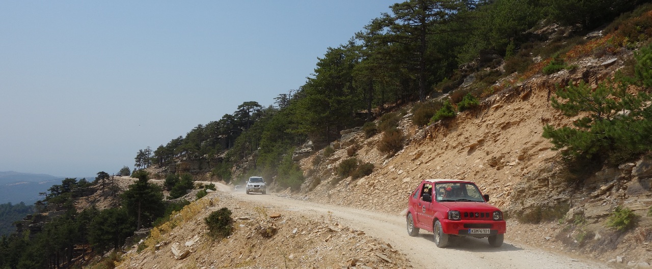 Jeep Safari pe Vf. Ypsarion (1204 m)